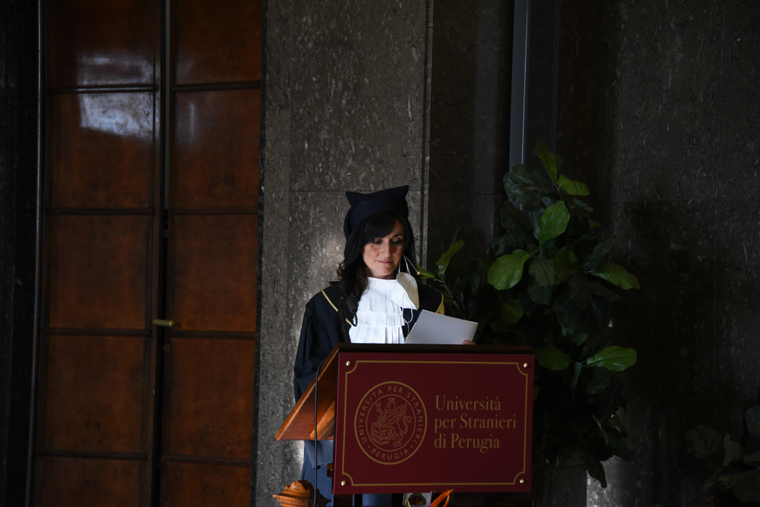 la prof.ssa Maura Marchegiani la prof.ssa Maura Marchegiani