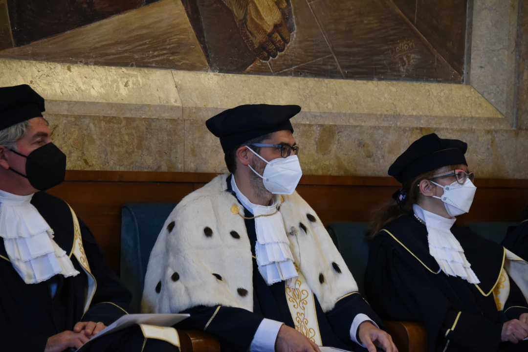 il prof. Diodato, il Rettore e la prof.ssa Guazzini il prof. Diodato, il Rettore e la prof.ssa Guazzini
