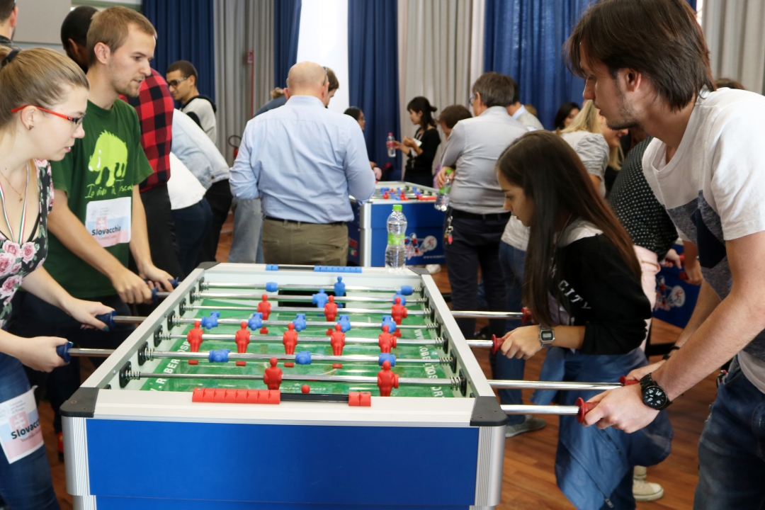 Torneo di biliardino alla Stranieri Torneo di biliardino alla Stranieri